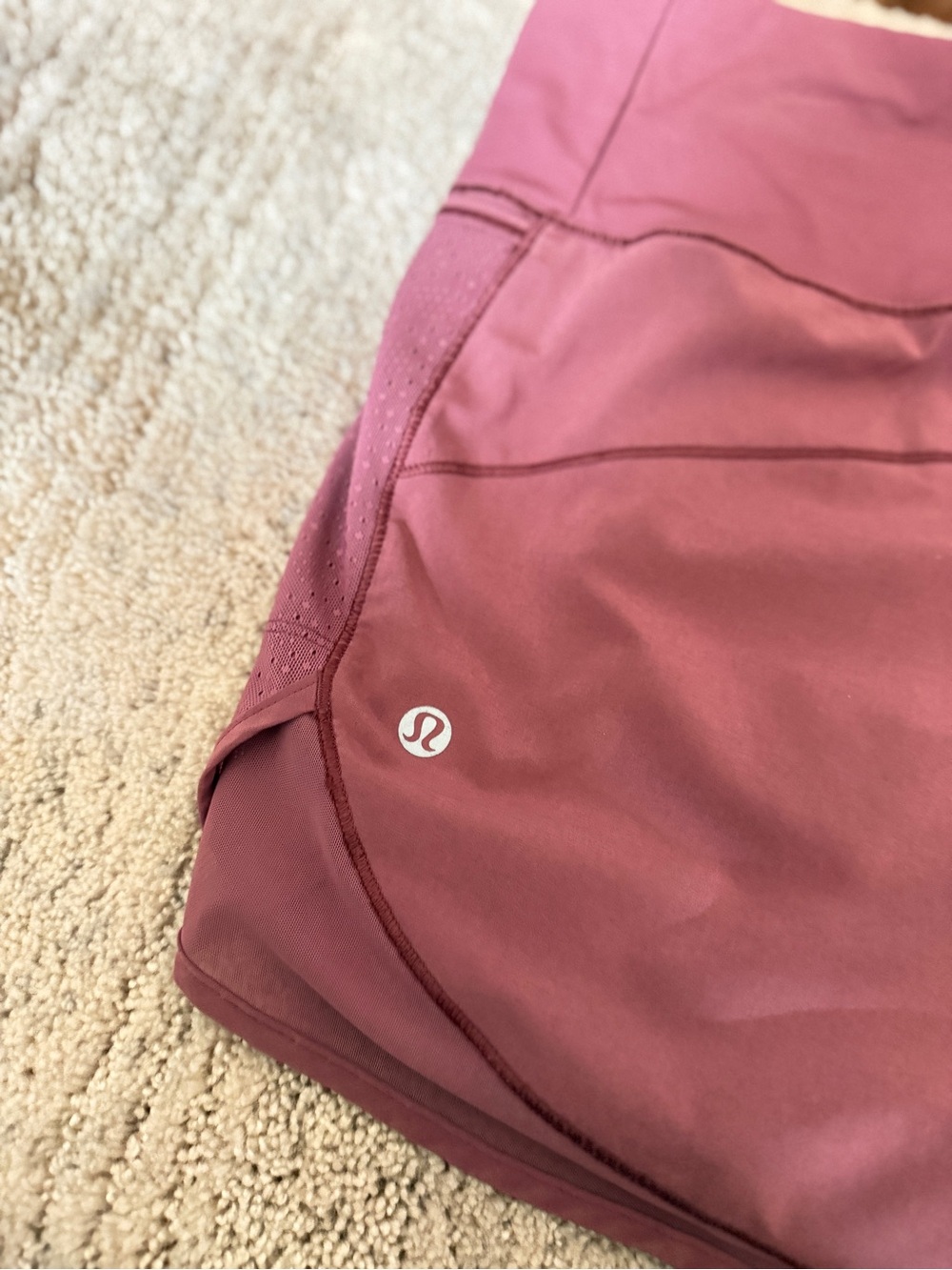 lululemon athletica Women's Athletic Shorts in Mauve Pink